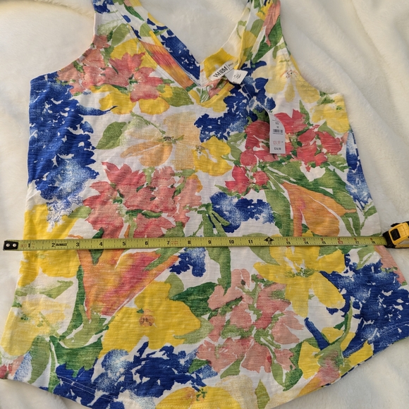 White House Black Market Colorful Floral Tank Top - Picture 4 of 4